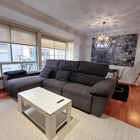 Bedoya - Amplio Y Moderno Piso En Pleno Centro De アパート *