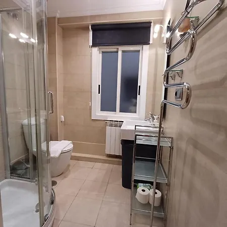 Bedoya - Amplio Y Moderno Piso En Pleno Centro De * コマルカ・デ・オウレンセ